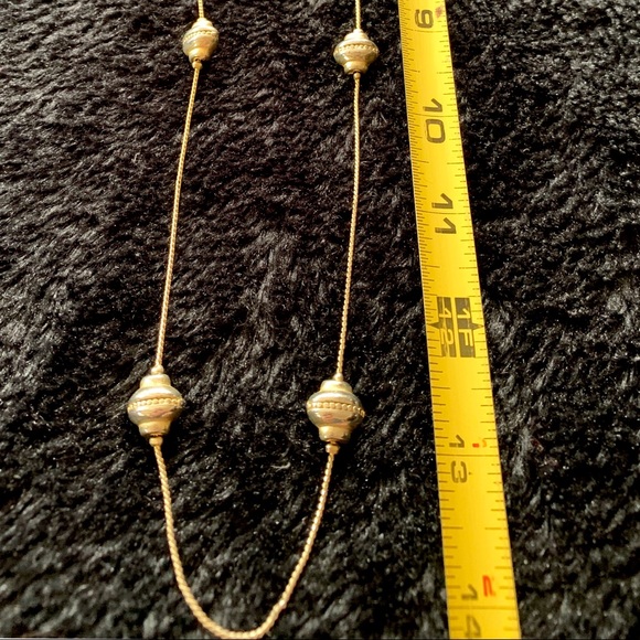 Gold long thin necklace - Picture 2 of 2